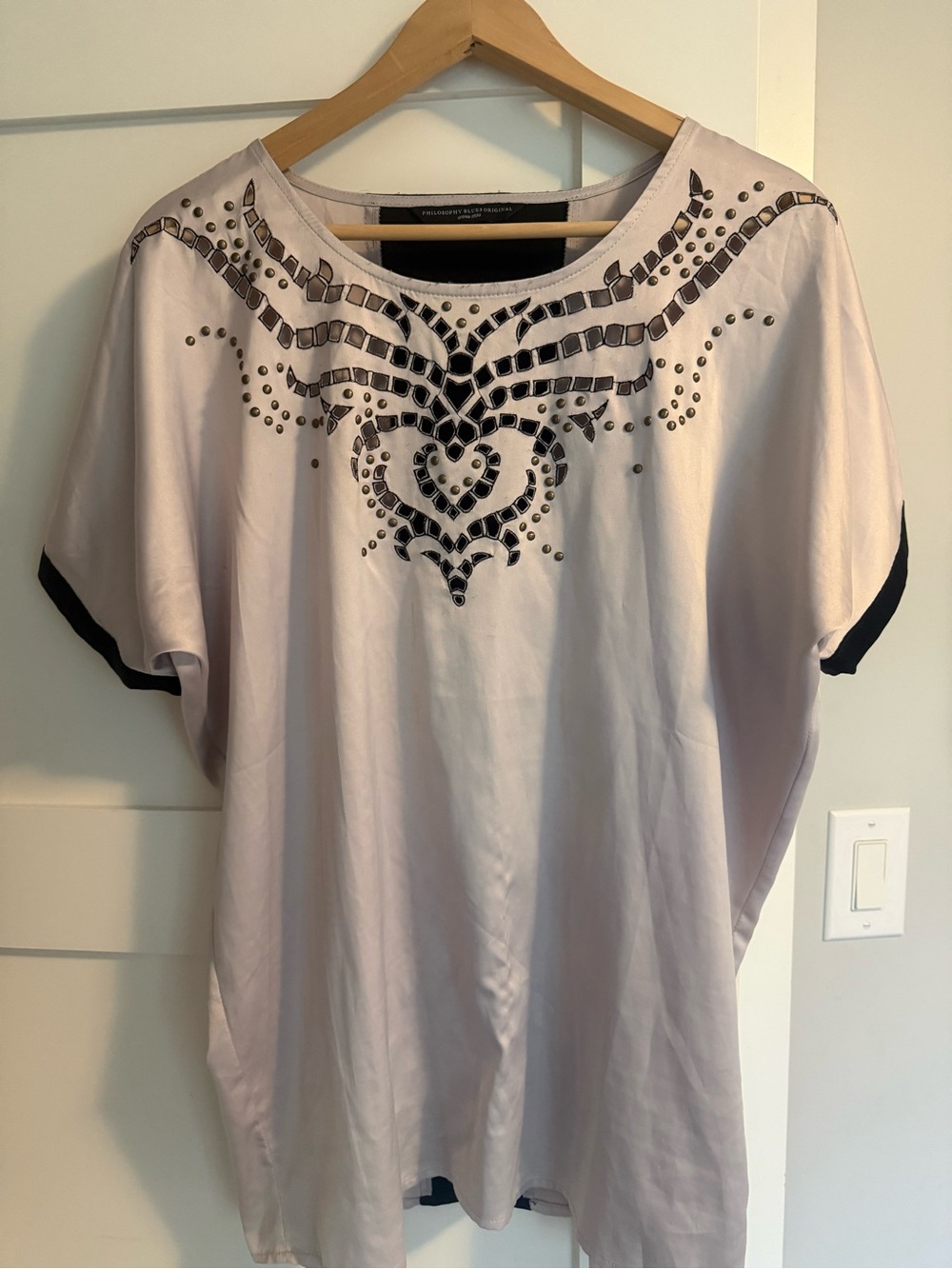 Embellished grey-taupe Women's tunic top with cut-outs